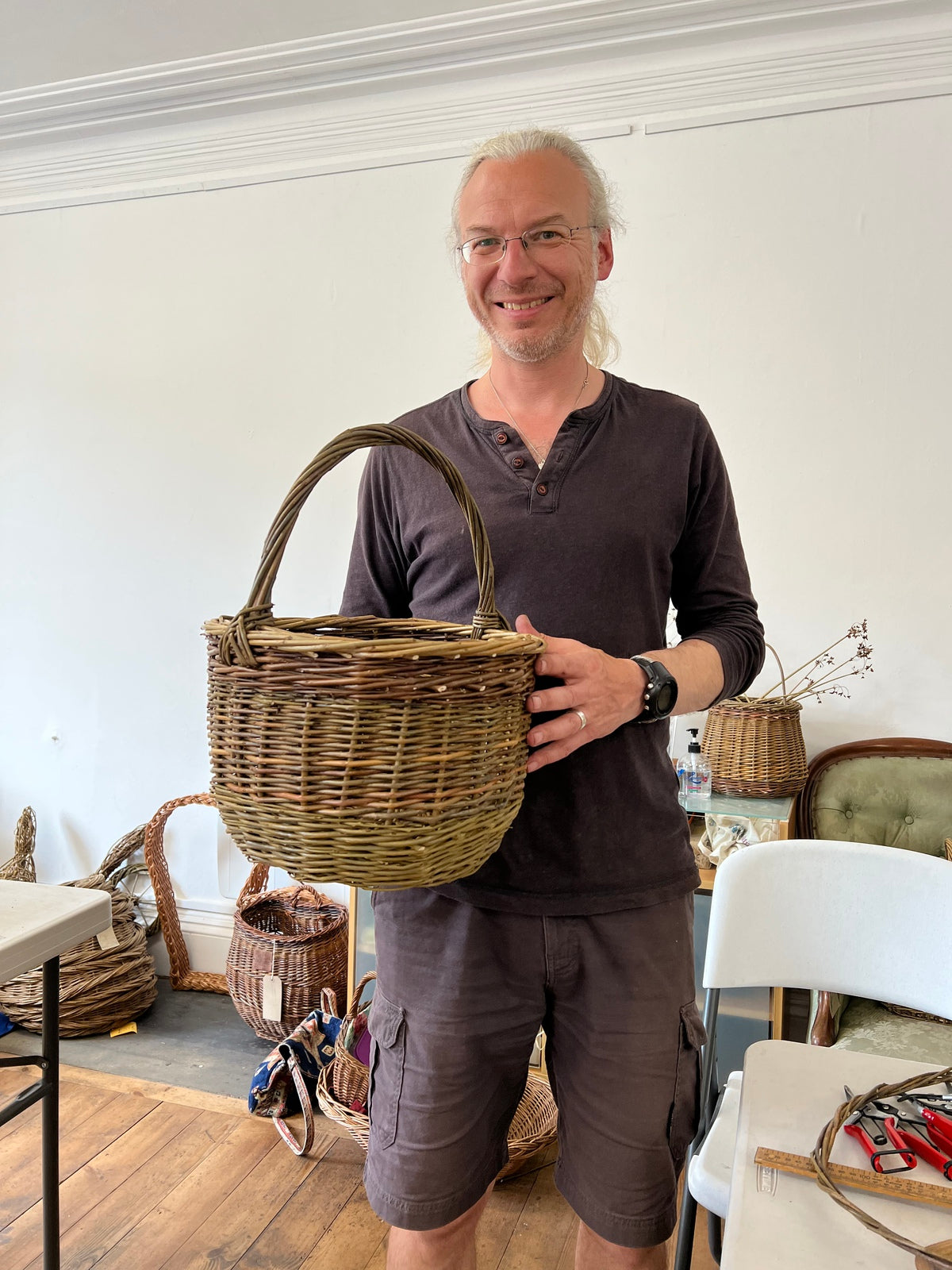 Round English Shopping Basket Course with Joe Gregory