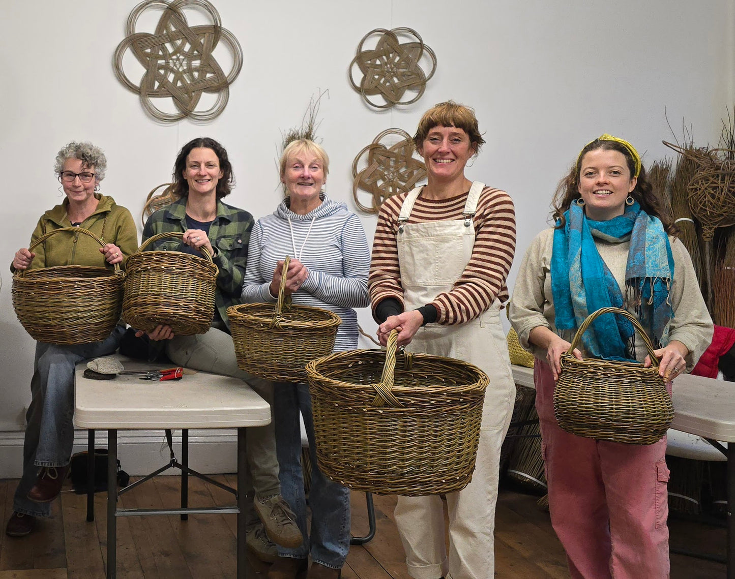 Round English Shopping Basket Course with Joe Gregory
