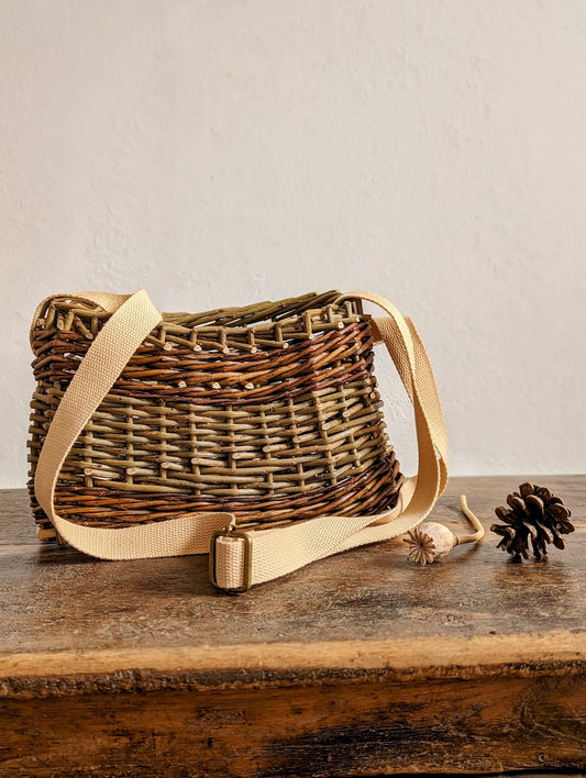 Willow Foraging Bag with Adjustable Hemp Strap One day course with Joe Gregory
