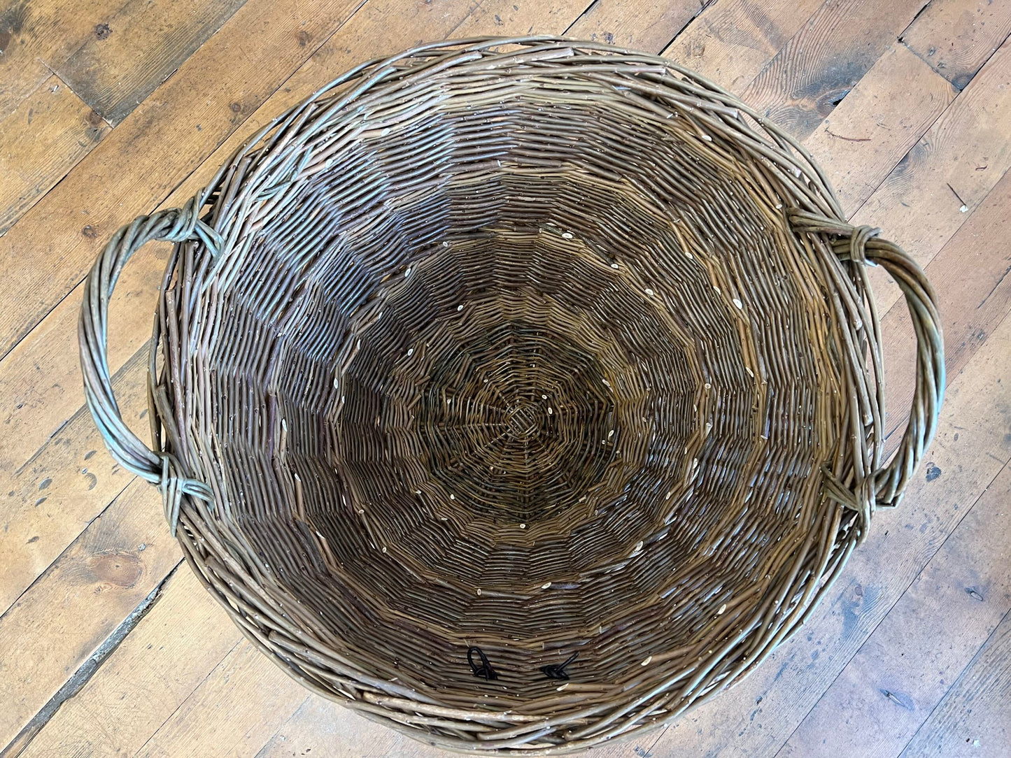 Willow Log basket Two Day Workshop with Joe Gregory