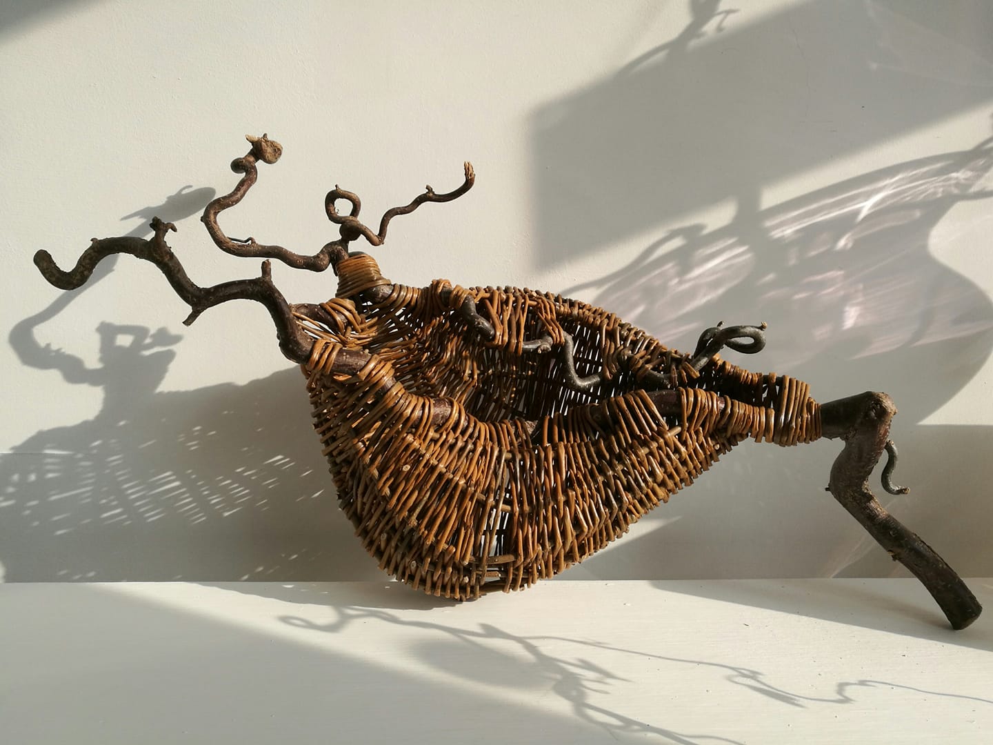two tone willow basket with willow handles